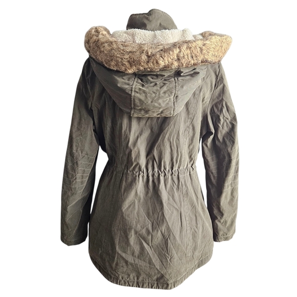 Nautica Women's Microfiber Parka Anorak Jacket with Faux Fur Hooded Trim Large - Picture 4 of 15